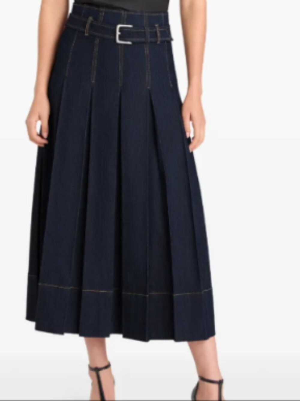BRAND NEW WITHOUT TAGS NEVER WORN 5 a 7 Rylee Denim Skirt  Size 6
